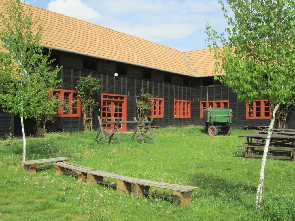 Nyirfaliget Lovaskemping Es Turistahaz Otel Nyíregyháza Dış mekan fotoğraf